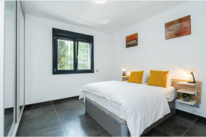 0c21fdb794447bb4e37be01a532d20b9 - 18