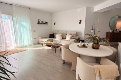 0e156a7c4ac4155d45eda230f6299ce2 - 12