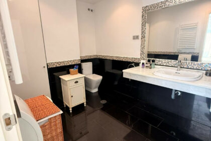 0e156a7c4ac4155d45eda230f6299ce2 - 25