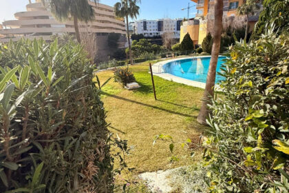 0e156a7c4ac4155d45eda230f6299ce2 - 28