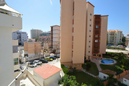 0e4bf29558f5985e0c0263c1fc052cf2 - 12