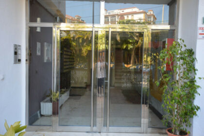 0e4bf29558f5985e0c0263c1fc052cf2 - 13