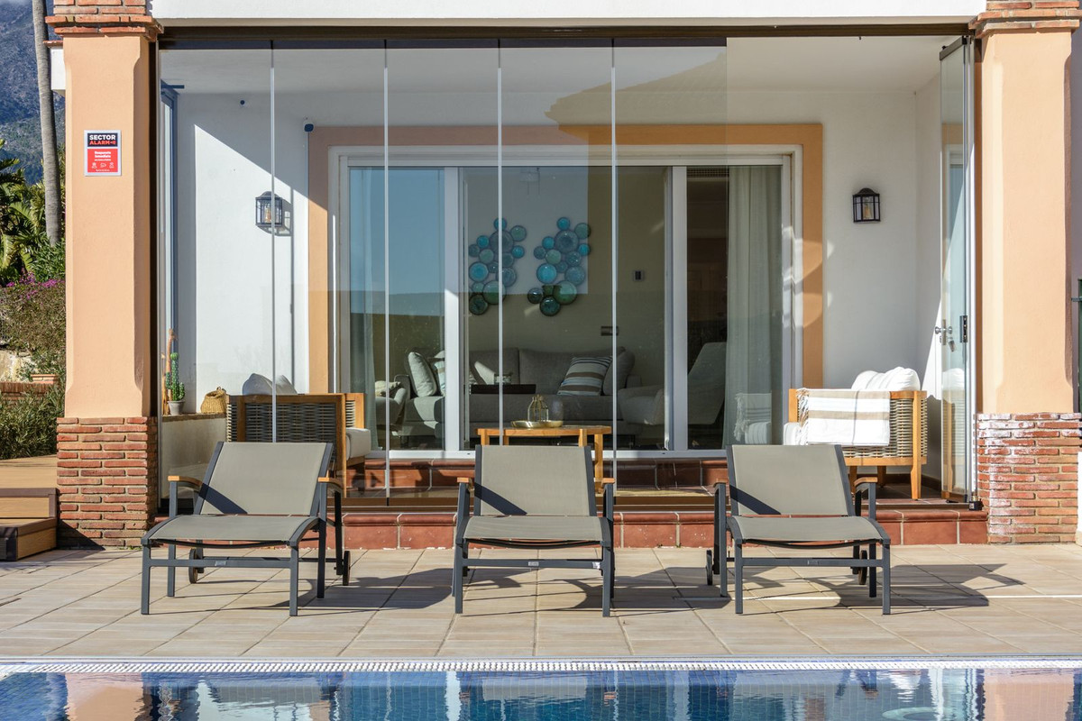 0ed4466a5465dc6e7731aa56afad8f68 - 33