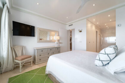 0fe2e78a1b57ee8556f66ca92d93f237 - 20