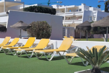 0fe2e78a1b57ee8556f66ca92d93f237 - 41