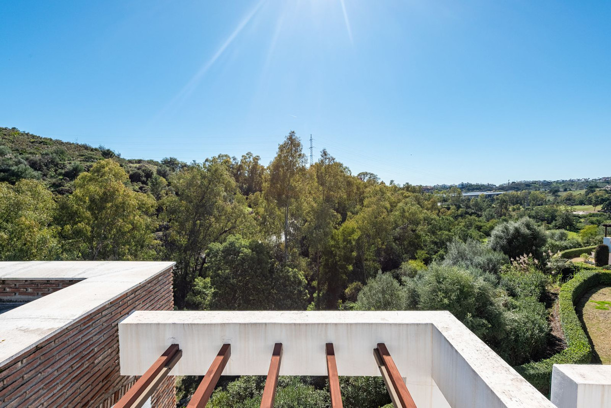 1157914e01314fafbf9c89918e53cebe - 12