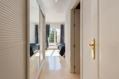 1157914e01314fafbf9c89918e53cebe - 20