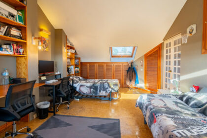 117c1481bcaf7b37d39b6cd19eb45c99 - 18