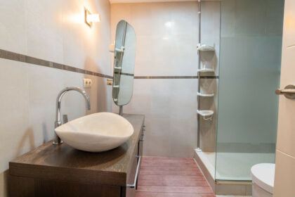 117c1481bcaf7b37d39b6cd19eb45c99 - 27