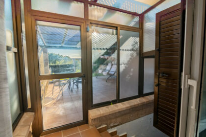 117c1481bcaf7b37d39b6cd19eb45c99 - 29