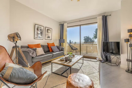 11fb51b5d5117791ab0569835ced8893 - 3