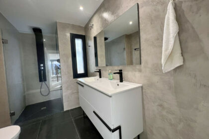 120cecf00a0336297ee425abf0a73f90 - 44