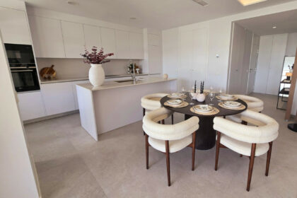 121c7bb8586324d8c28d90aff1acbc1e - 10