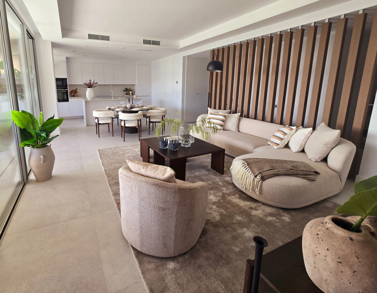 121c7bb8586324d8c28d90aff1acbc1e - 11