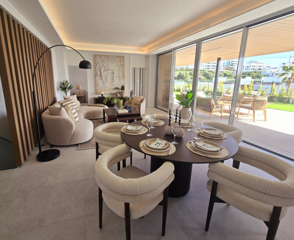 121c7bb8586324d8c28d90aff1acbc1e - 15