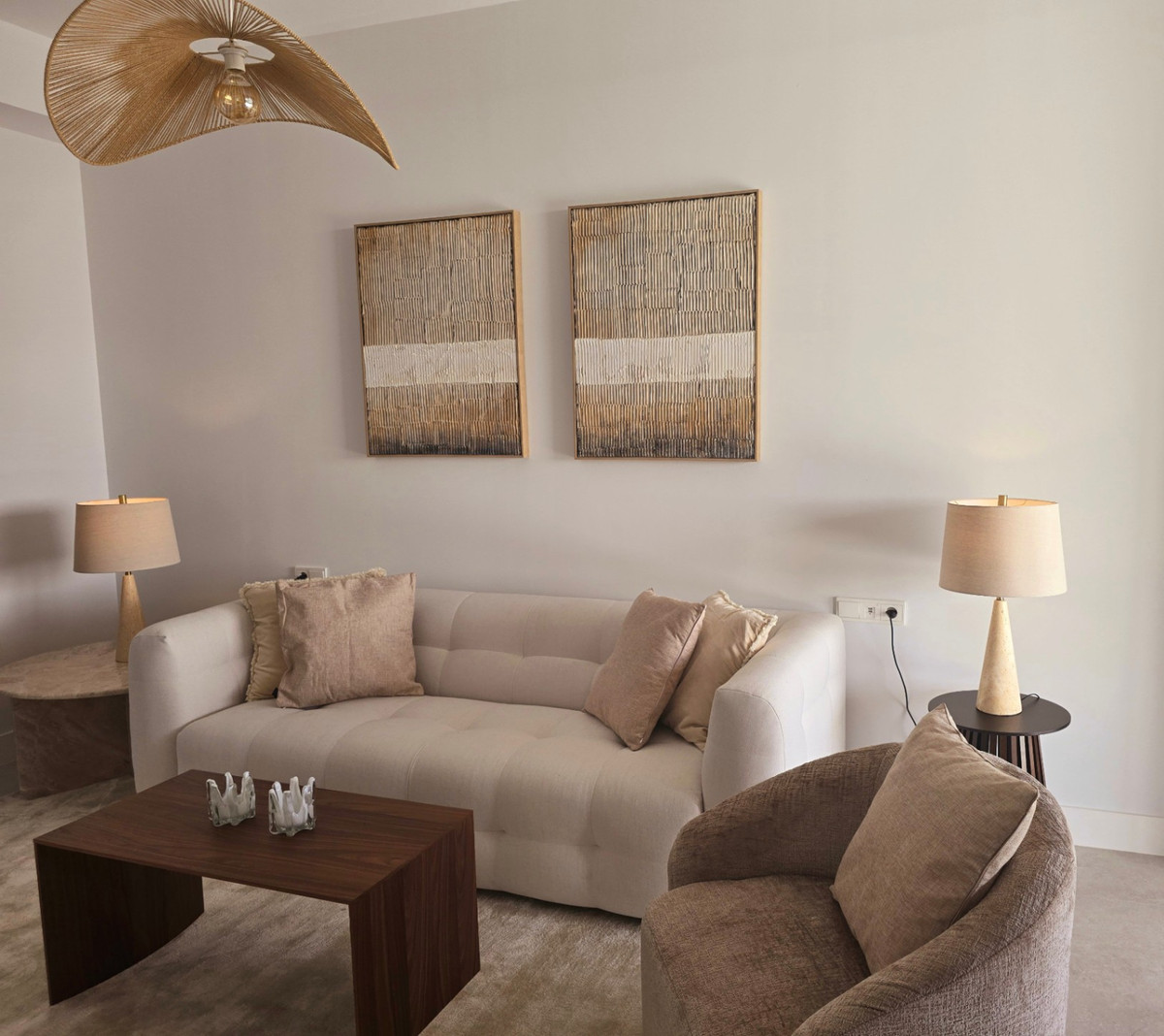 121c7bb8586324d8c28d90aff1acbc1e - 22