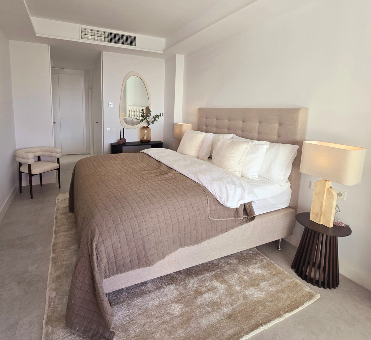 121c7bb8586324d8c28d90aff1acbc1e - 28