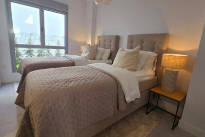 121c7bb8586324d8c28d90aff1acbc1e - 33