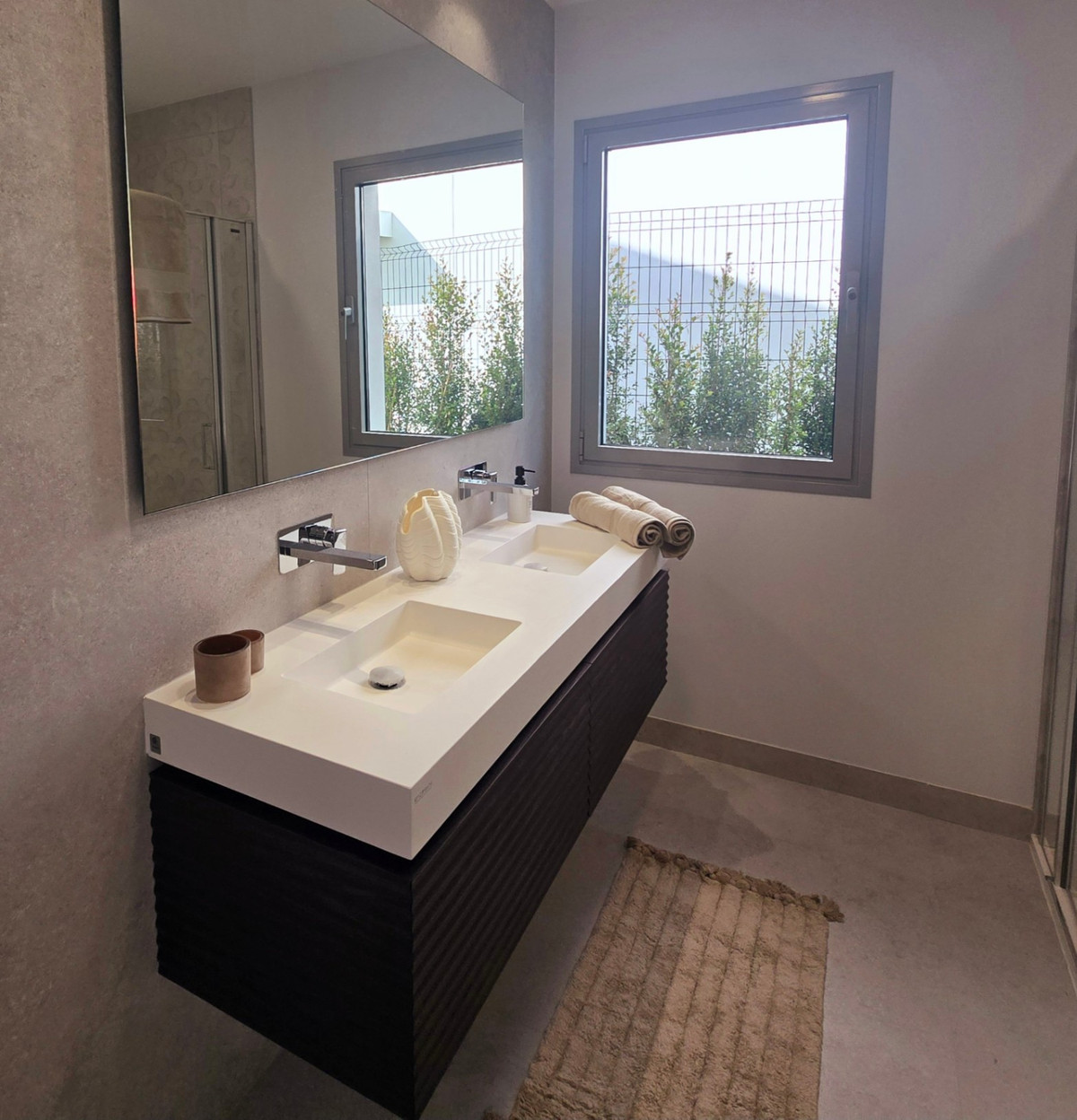 121c7bb8586324d8c28d90aff1acbc1e - 37