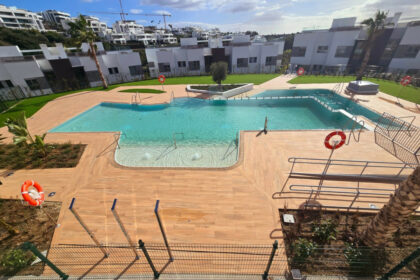 121c7bb8586324d8c28d90aff1acbc1e - 42