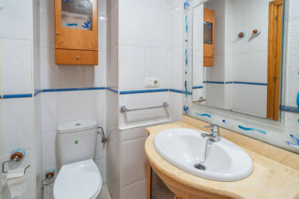 12637434384d0e0bbdabedfc8a49dfa0 - 12