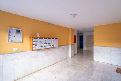 12637434384d0e0bbdabedfc8a49dfa0 - 51