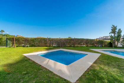 12637434384d0e0bbdabedfc8a49dfa0 - 59