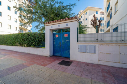 12637434384d0e0bbdabedfc8a49dfa0 - 70