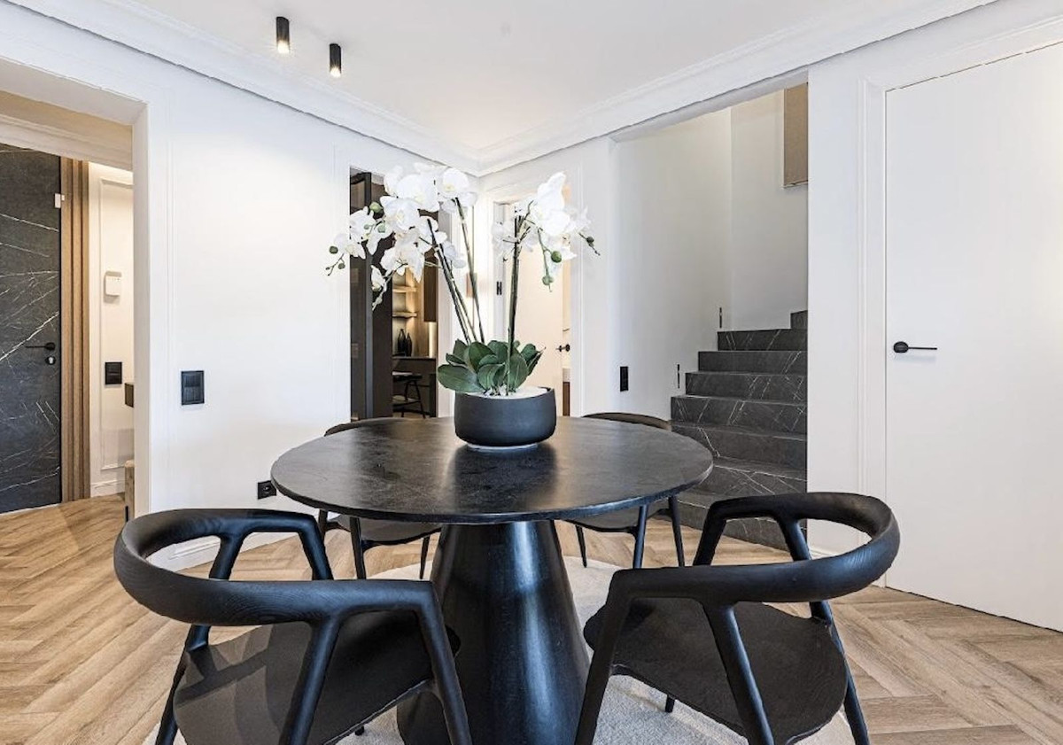 127493ef73fe564bf7aa2613527b74c0 - 13