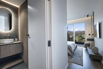 127493ef73fe564bf7aa2613527b74c0 - 20