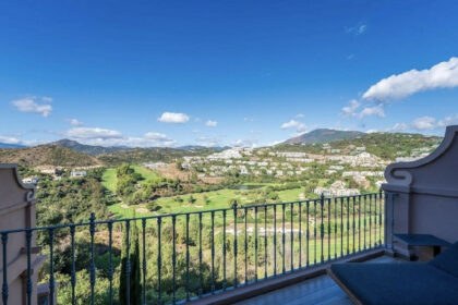 127493ef73fe564bf7aa2613527b74c0 - 22