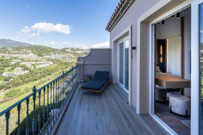 127493ef73fe564bf7aa2613527b74c0 - 23