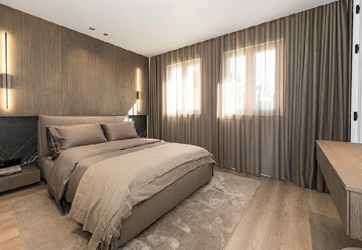 127493ef73fe564bf7aa2613527b74c0 - 26