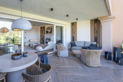 127493ef73fe564bf7aa2613527b74c0 - 43