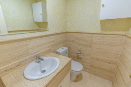 12b1b8a4d610435049aa5b004dc17656 - 21