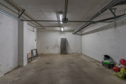 12b1b8a4d610435049aa5b004dc17656 - 29