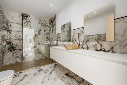 12b2d4d910706f365bb032b8f7808060 - 12