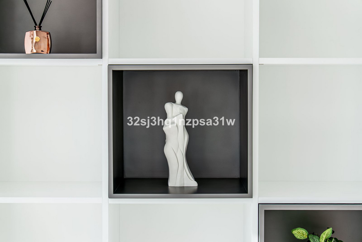 12b2d4d910706f365bb032b8f7808060 - 23