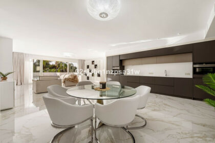 12b2d4d910706f365bb032b8f7808060 - 5