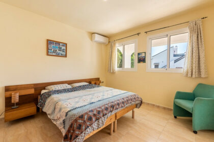 12c0a6387fa8a491169e1b043327ebf7 - 16