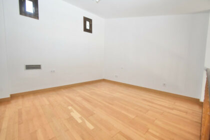 13c4e8f75810596ee2891a6db9e32c59 - 23