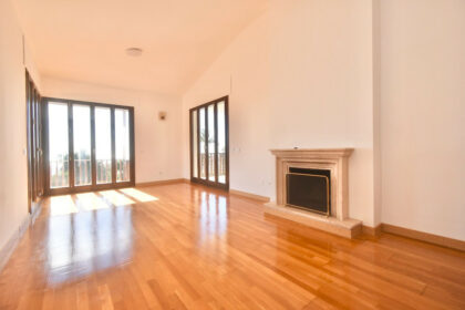 13c4e8f75810596ee2891a6db9e32c59 - 24