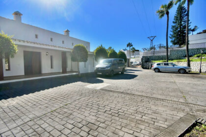 13c4e8f75810596ee2891a6db9e32c59 - 35