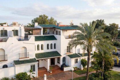 14192bca16d7a828bbdc81c87b7f906c - 1