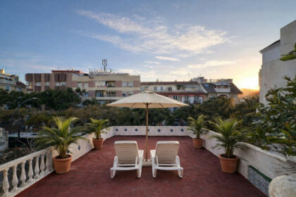 142aed278b3d6ab8c6d1f3e8495e1d51 - 1