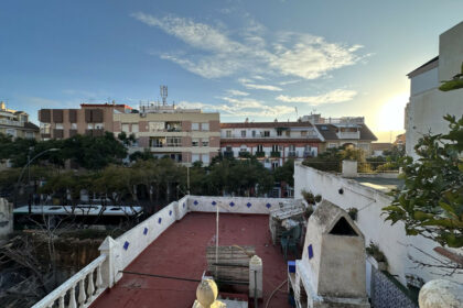 142aed278b3d6ab8c6d1f3e8495e1d51 - 2