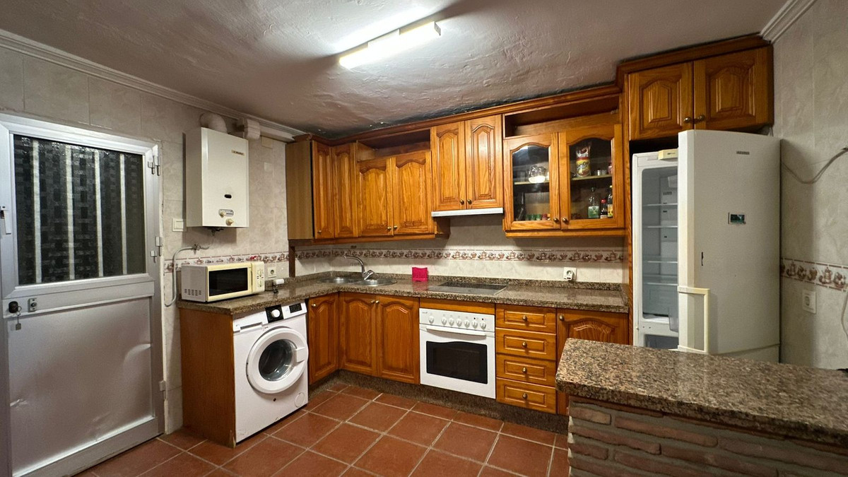 142aed278b3d6ab8c6d1f3e8495e1d51 - 5