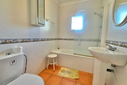 14c8bc576ff73ac7351a2644bf3a7095 - 12