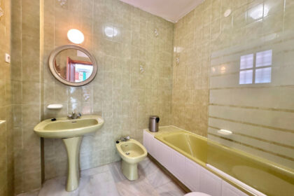 14c8bc576ff73ac7351a2644bf3a7095 - 14