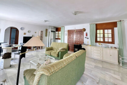 14c8bc576ff73ac7351a2644bf3a7095 - 19